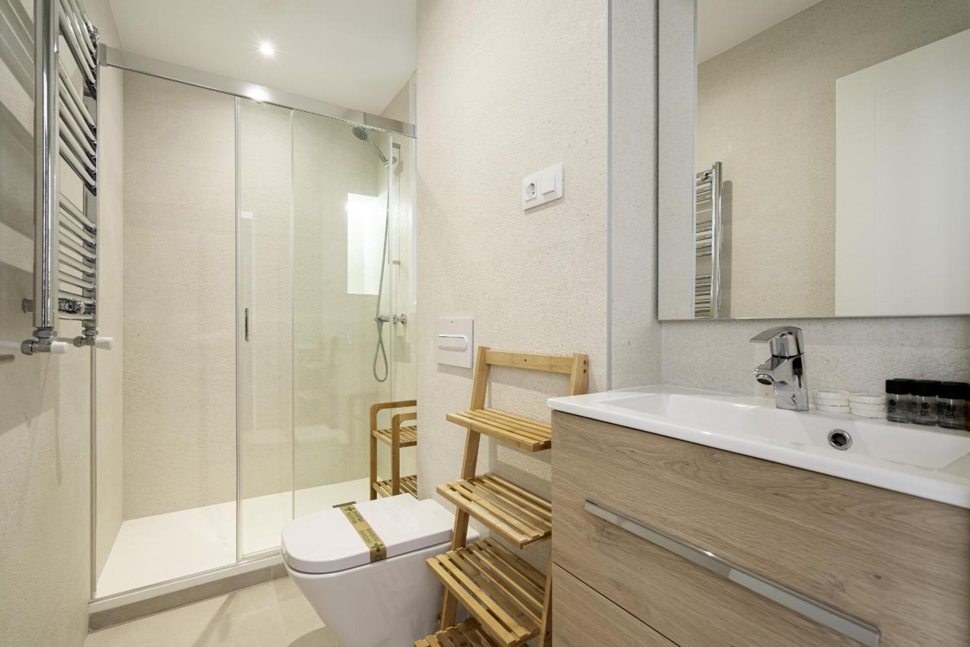 Apartamento Reformado En Metro Ibiza Alquiler Temporal Madrid Esterno foto