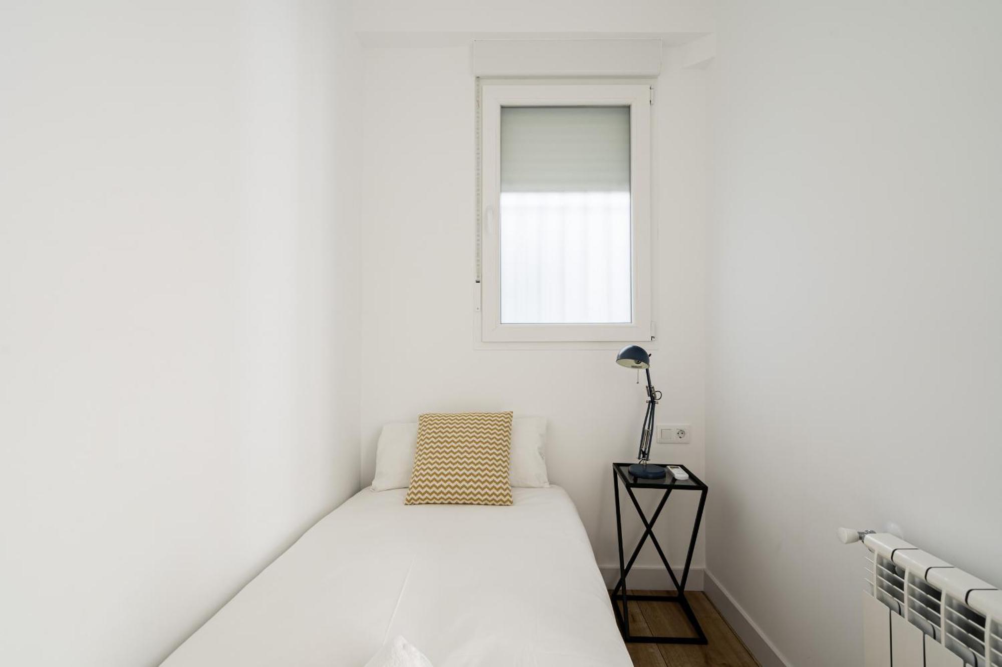 Apartamento Reformado En Metro Ibiza Alquiler Temporal Madrid Esterno foto